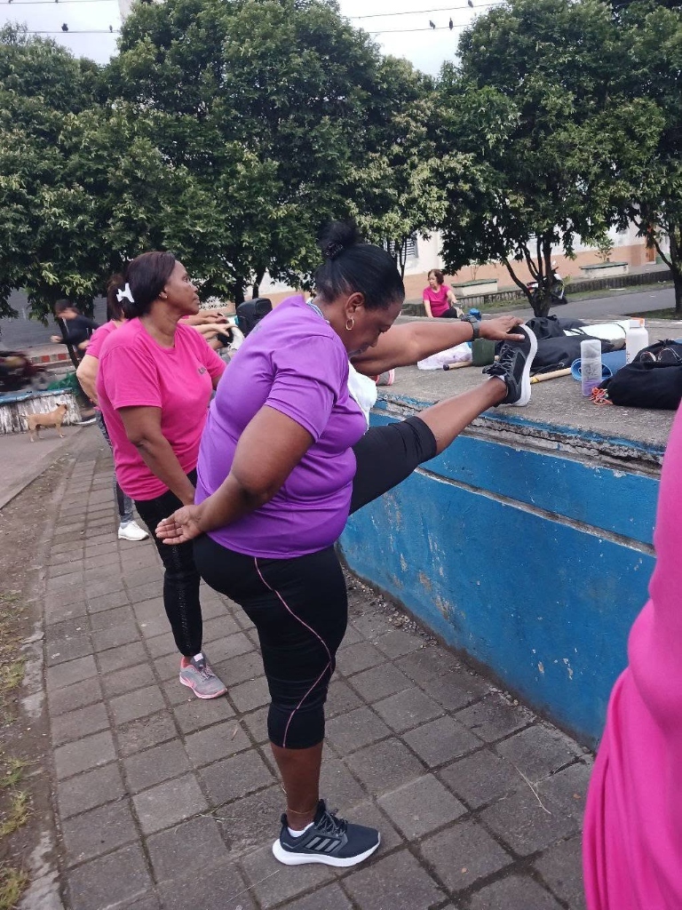 Abuelas tejedoras en el Proyecto Mestizas
